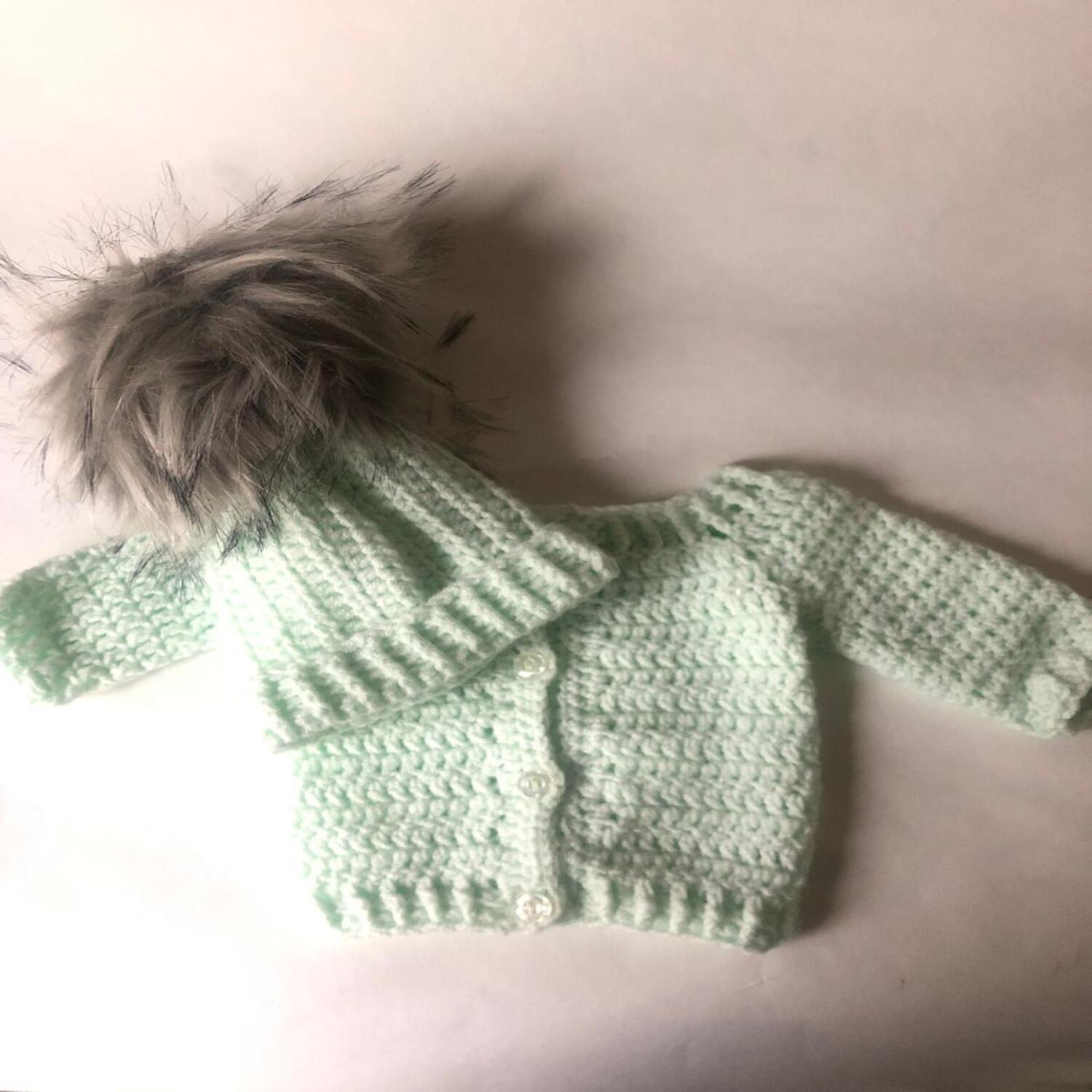 Mint green baby hat and cardigan set (tiny baby)