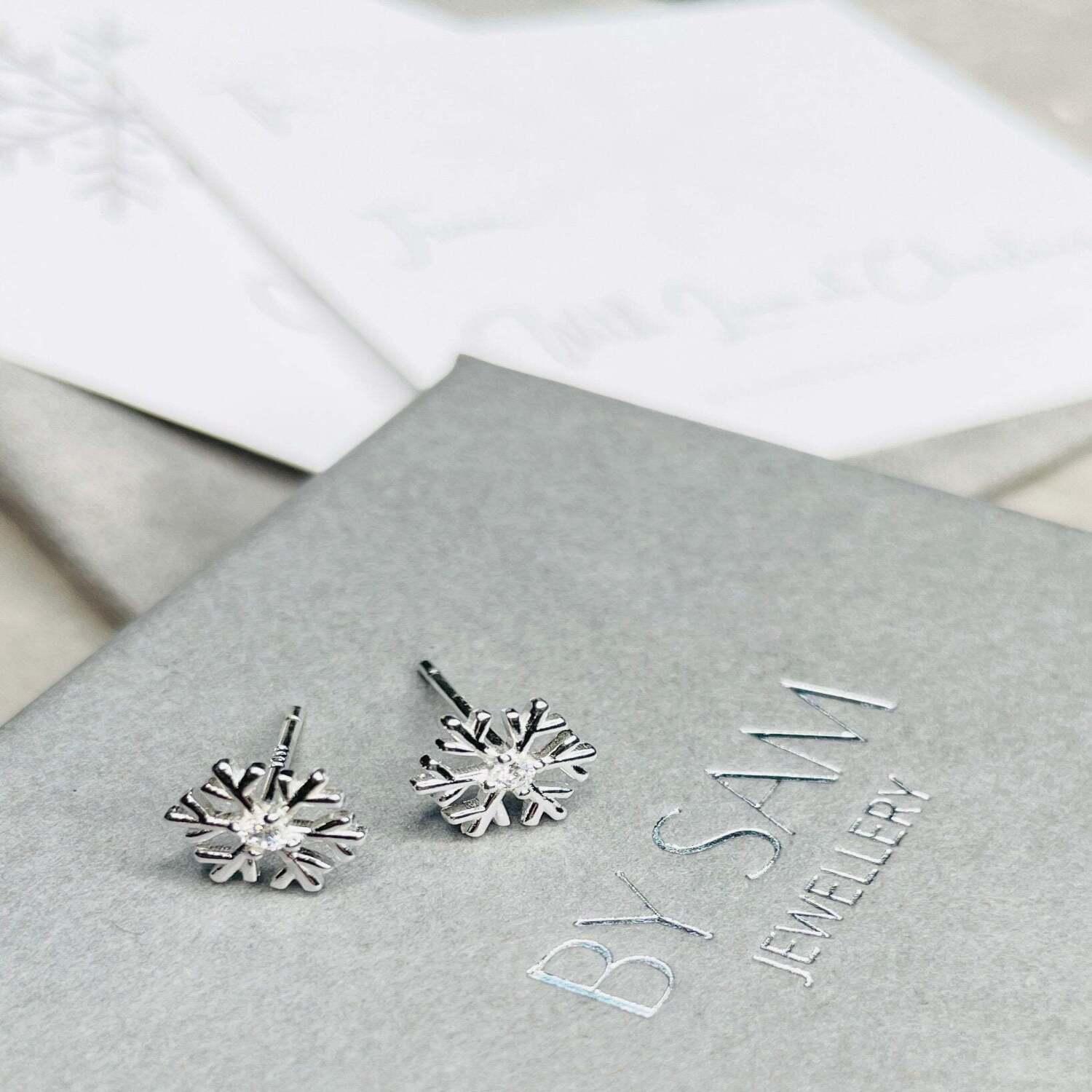 Christmas earrings gift - snowflake earrings - Default Title