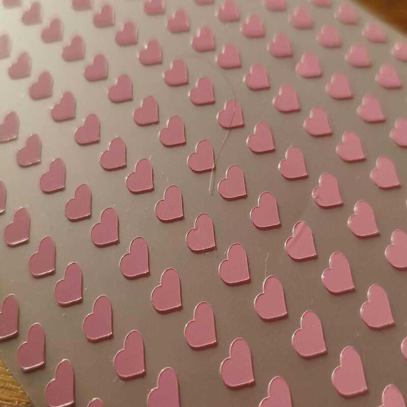 200 6mm heart stickers - Textured Red