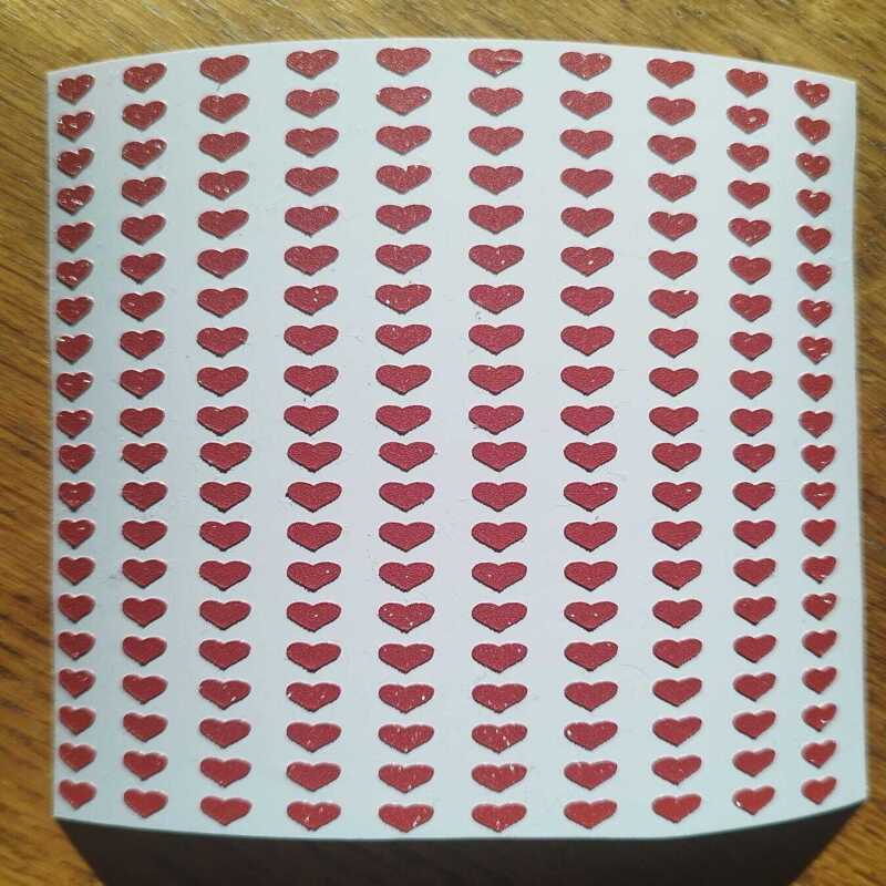 200 6mm heart stickers - Textured Red