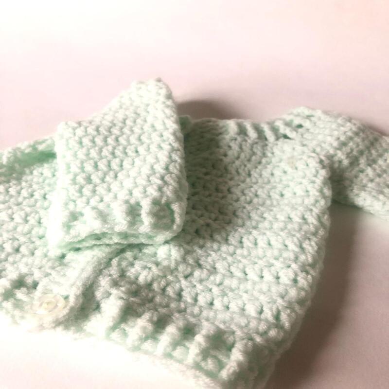 Mint green baby hat and cardigan set (tiny baby)