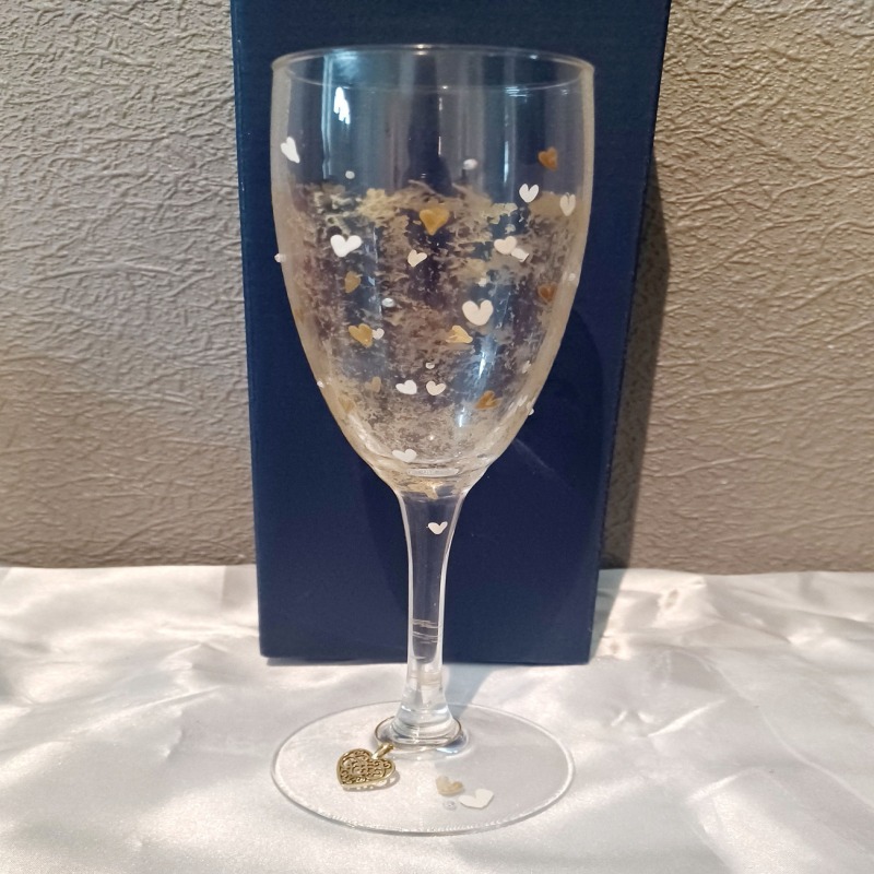 Hand Painted Love Heart Champagne or Prosecco Flutes Glasses