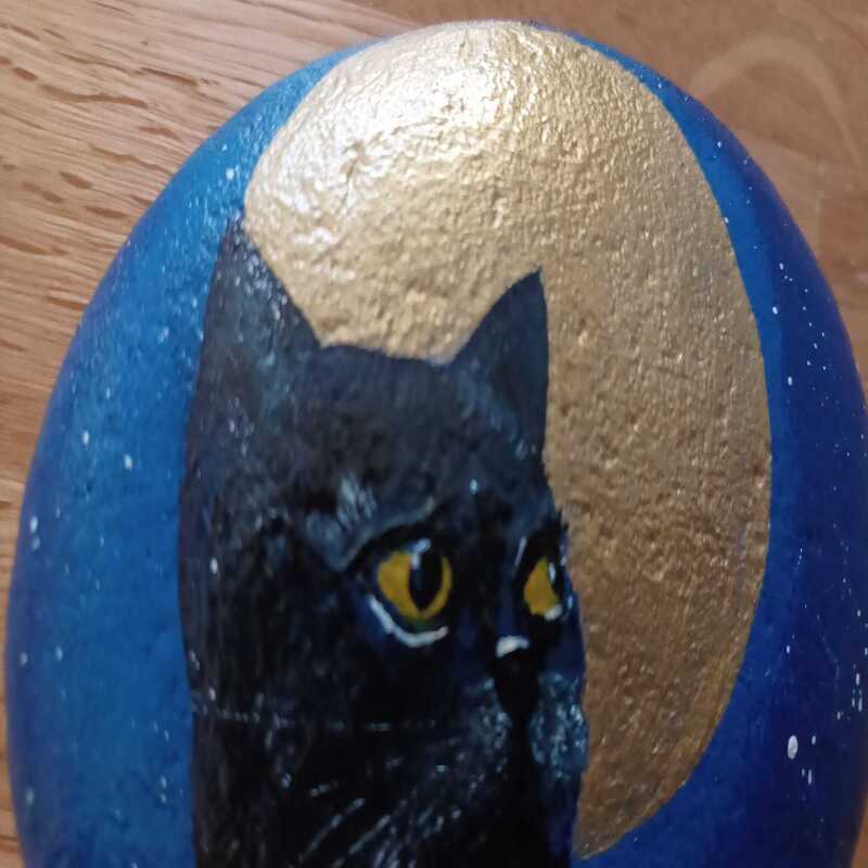 Hand Painted Cat and Moon Stone (Medium)