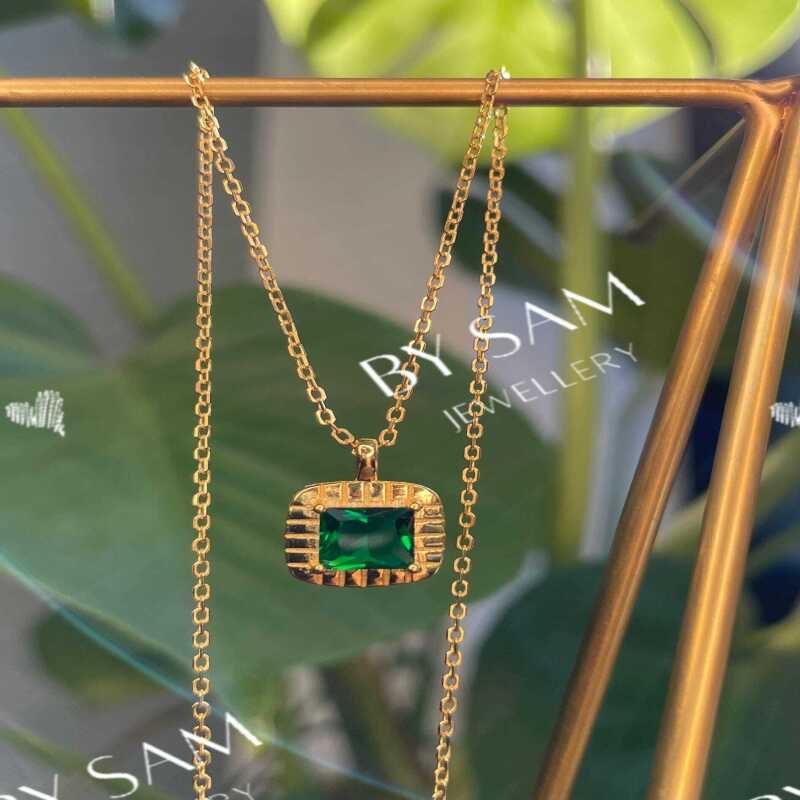 Square Emerald pendant necklace - Default Title