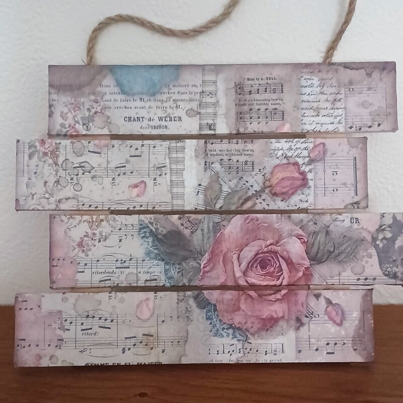 Roses Decorative Wooden Wall Hanging Plaque