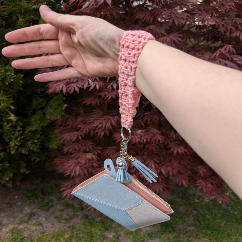 Crocheted wristlets with key chain