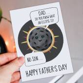 Do you know what an eclipse is? No son. Funny, dad joke, bad joke Father’s Day card for father, daddy papa from son or child (Size A6/A5/A4)