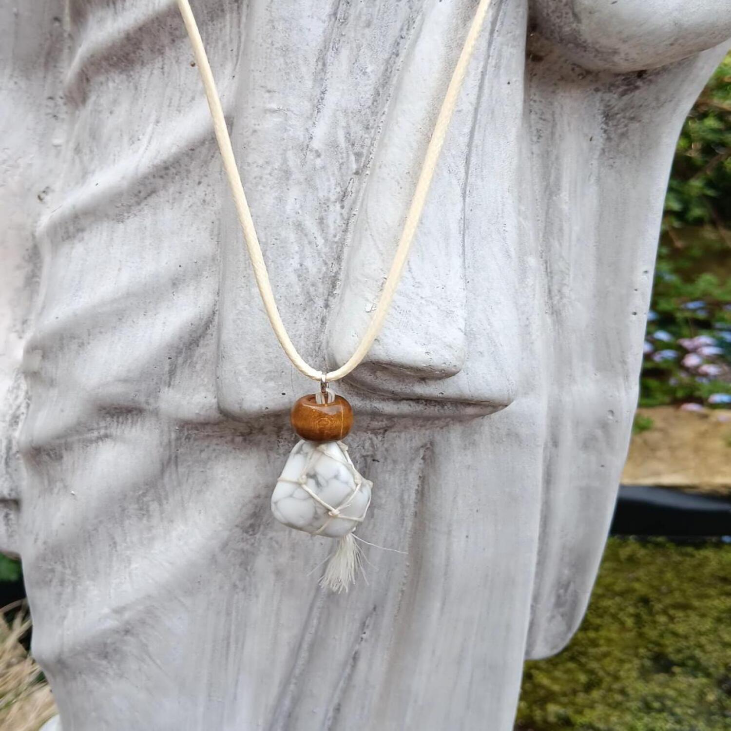 Howlite Necklace - Patience