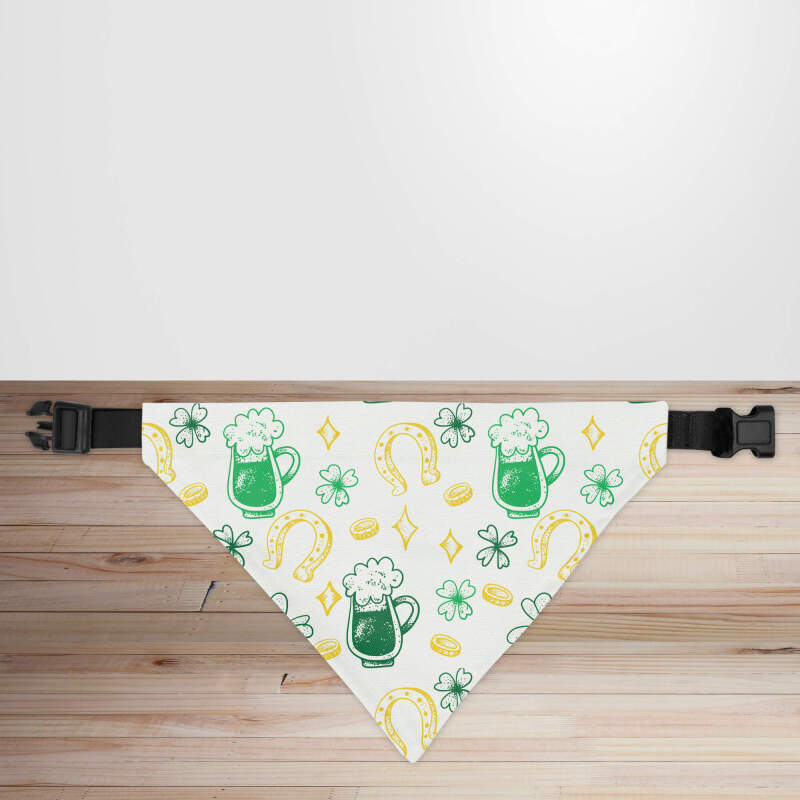 Beer, Horseshoes & Gold - St Patrick's Day Dog/Puppy Bandana - Small - 12x17cm (Strap: 25mm - 40mm)