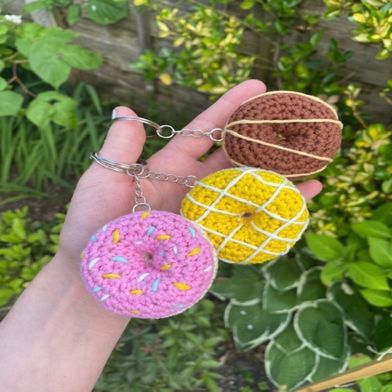 Doughnut keyring - Strawberry sprinkles