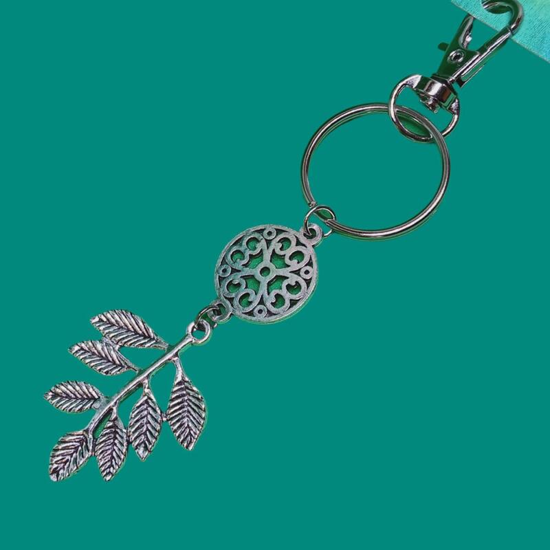 Leaf keyring 