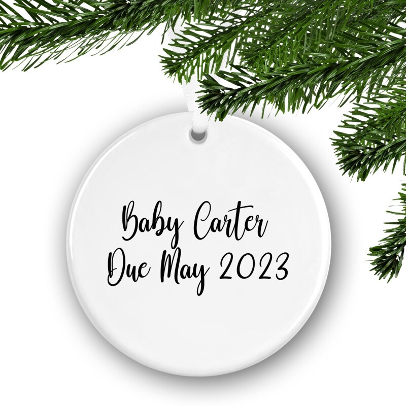 Pregnancy Reveal Announcement for Family, Christmas Pregnancy surprise Ceramic Decoration, Christmas Baby Reveal Baby Announcement Keep Sake - Single Decoration